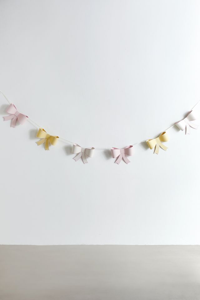 Meri Meri 3D Bow Garland #1