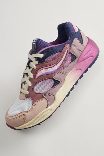 Men s Running Shoes Runners Trail Shoes Urban Outfitters Canada