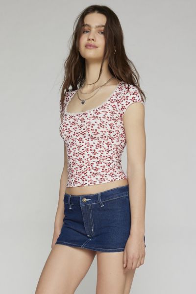Shop Motel Bovillo Top In Summer Strawberry, Women's At Urban Outfitters