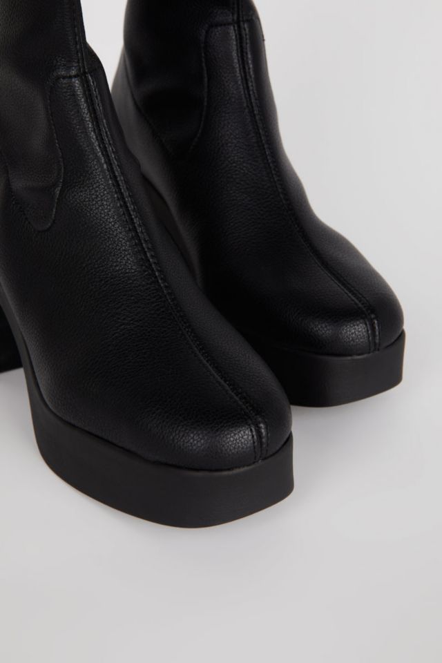 Intentionally Blank Marlowe Platform Boot #2