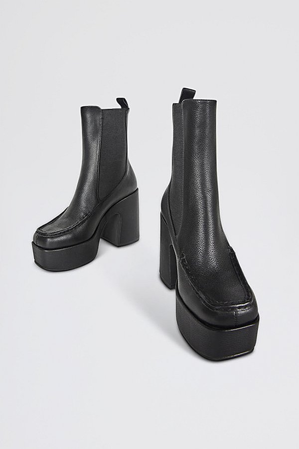 Intentionally Blank Celeste Leather Platform Chelsea Boot In Black, Women's At Urban Outfitters