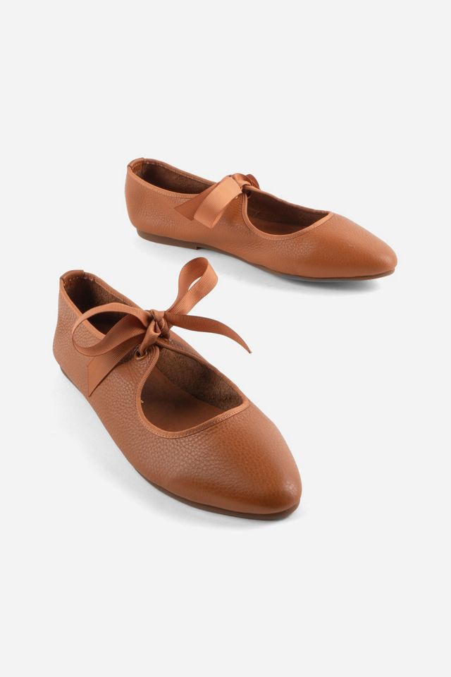 Intentionally Blank Valley Ballet Flat #1