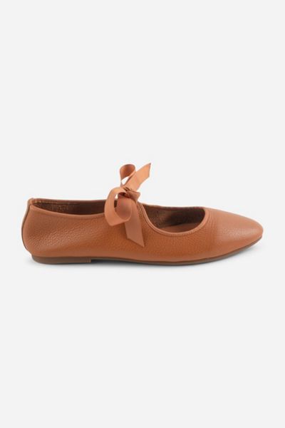 Intentionally Blank Valley Ballet Flat