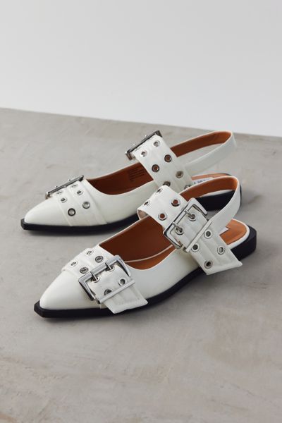 Steve Madden Graya Slingback Pointy Toe Flat In White