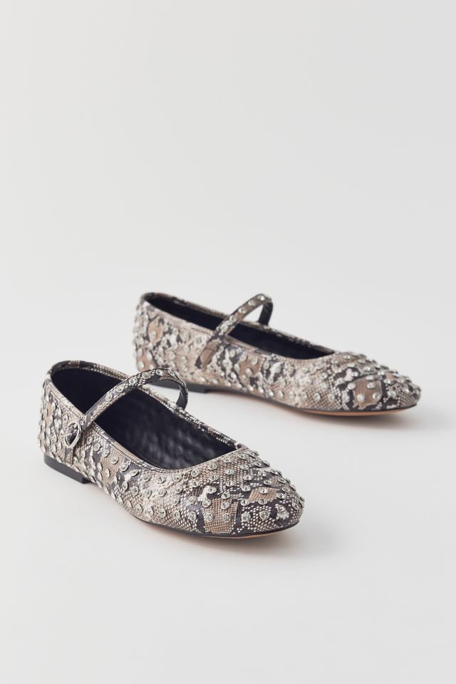 Steve Madden Vinetta Rhinestone Ballet Flat | Urban Outfitters Canada