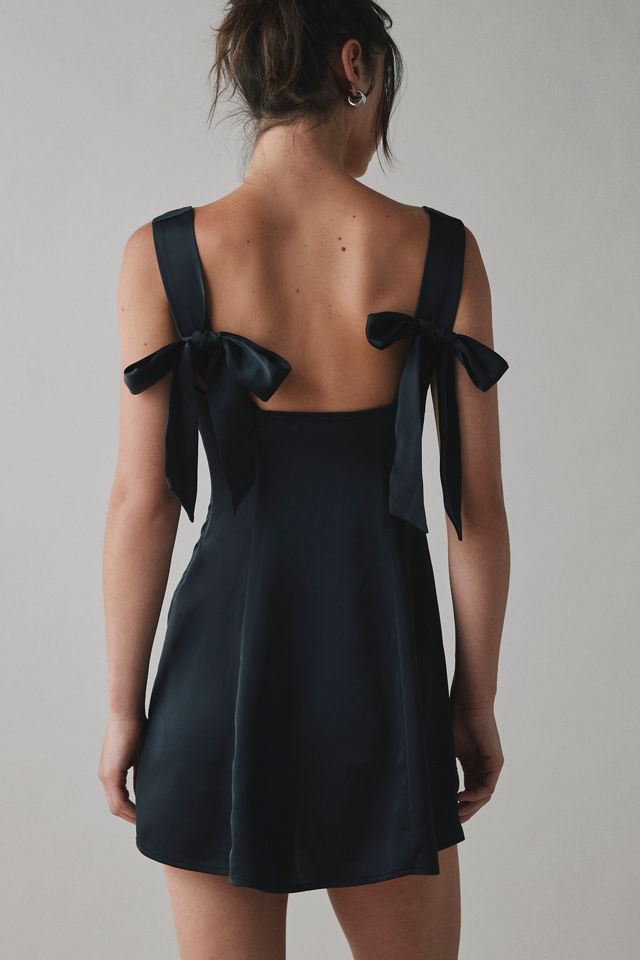 black dress bow Motel Panolia Front pleat Mini in and White 5% Spandex BOW BLACK DRESS eightyeight