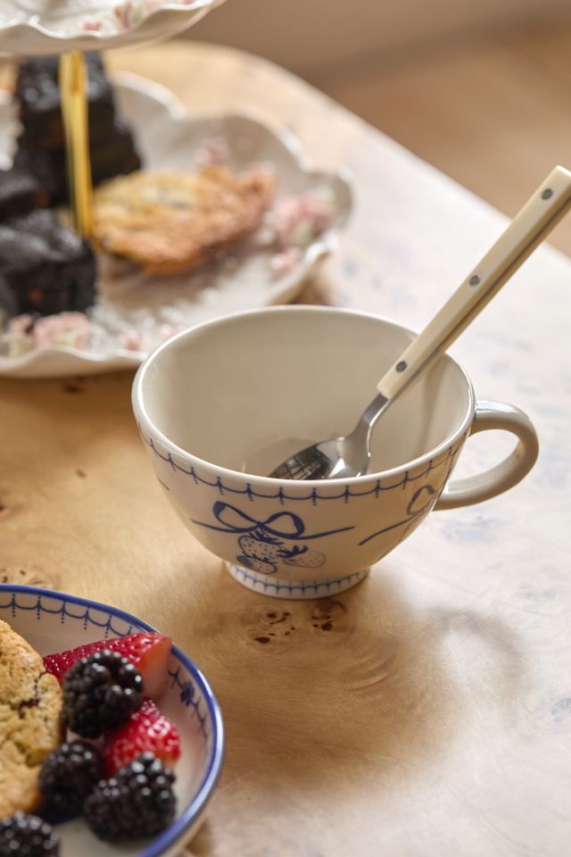 Amelie Teacup- Cherry