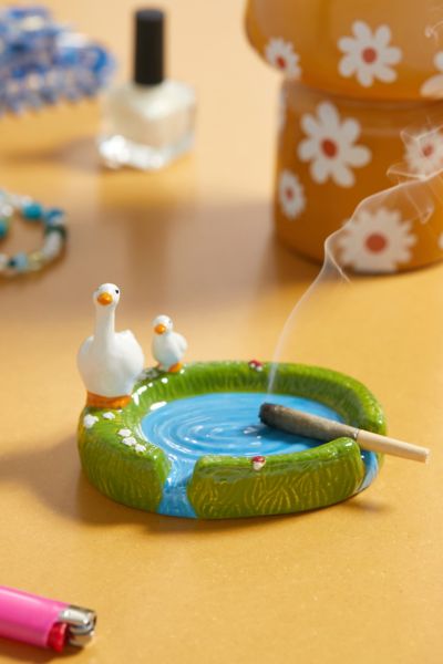 URBAN OUTFITTERS GOOSE POND ASHTRAY IN BLUE AT URBAN OUTFITTERS 
