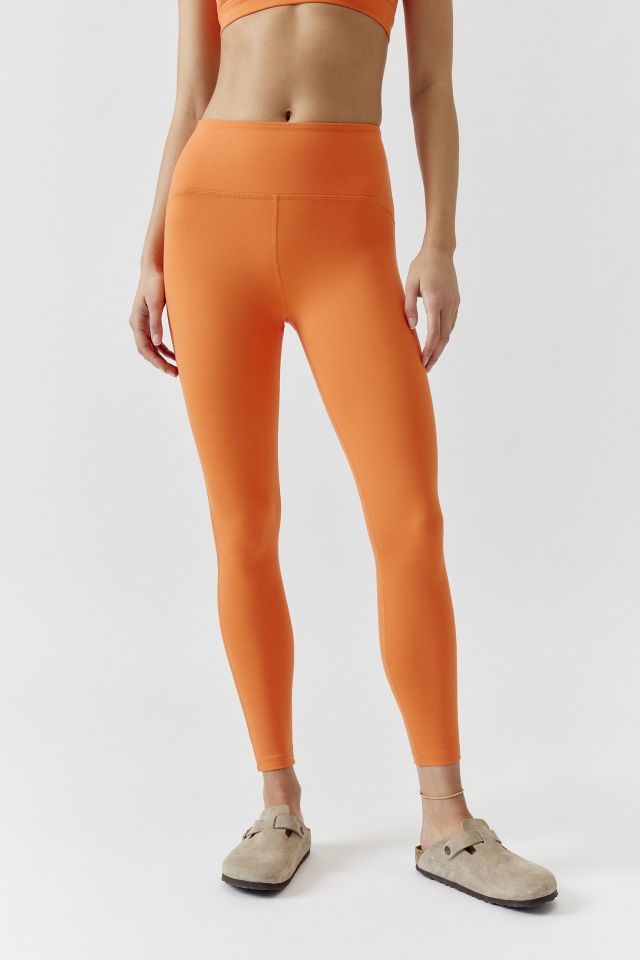 Legging Midi Strive POWERBEYOND Beyond Yoga #1