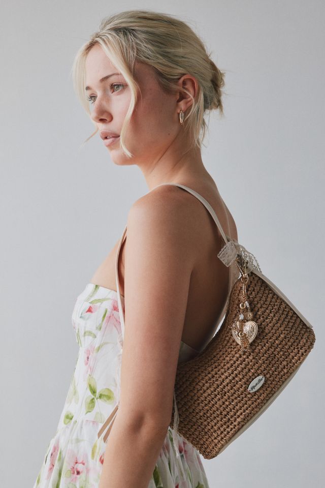 Urban Outfitters☆ ナチュラルラフィア・ショルダーバッグ Kimchi Blue Lucia Raffia Bag | Urban Outfitters