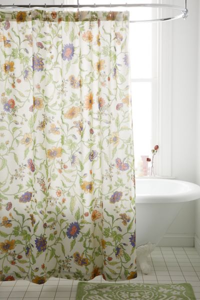 Printed Bedding + Décor | Floral + Bow Room Décor