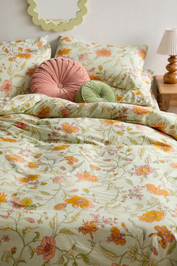 Ella Vine Floral Duvet Set