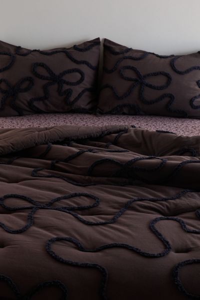 Quinn Wiggle Tufted Sham Set