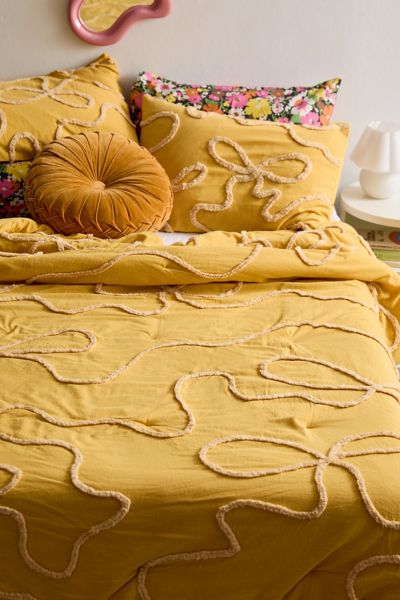 Urban Outfitters Wild Bows Tufted Comforter In Gold At