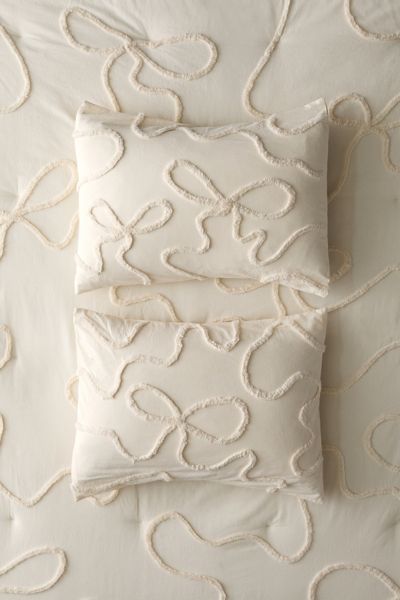 Wild Bows Tufted Sham Set