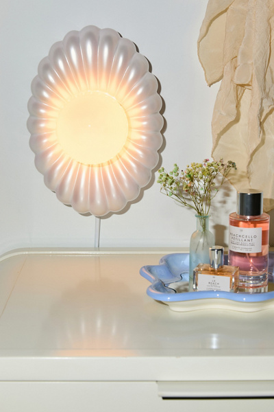 Poppy Sconce