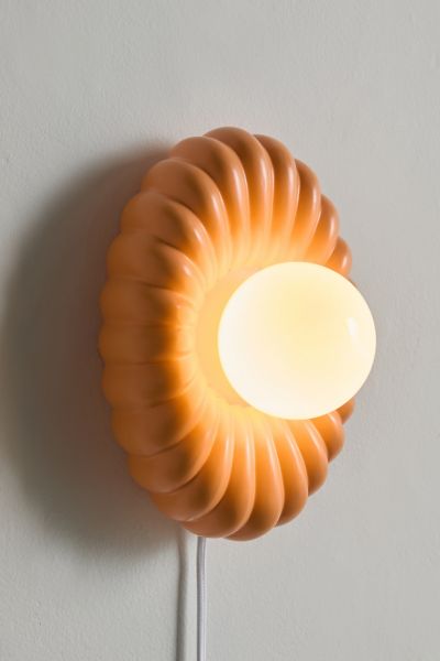 Poppy Sconce