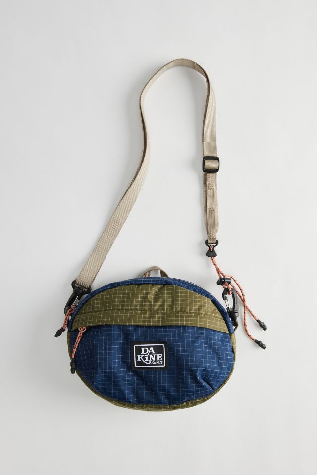 Urban outfitters circle bag sales