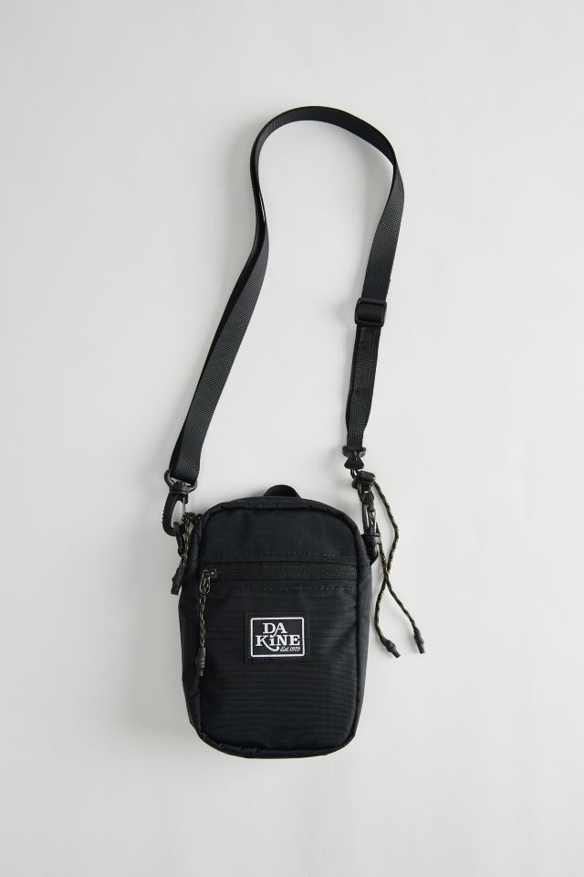 Dakine Journey Mini Crossbody Bag | Urban Outfitters