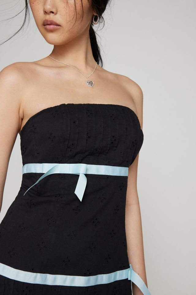 Kimchi Blue Violetta Eyelet Strapless Mini Dress | Urban Outfitters