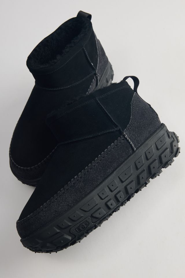 UGG® Venture Daze Ultra Mini Cozy Boot (Women) - Black – The