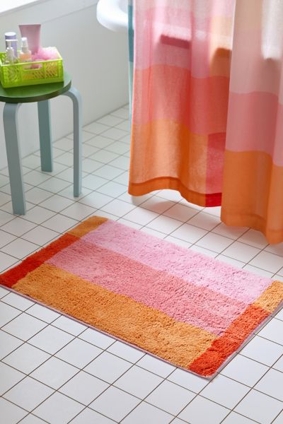 URBAN OUTFITTERS NIKO BATH MAT IN RED AT URBAN OUTFITTERS 
