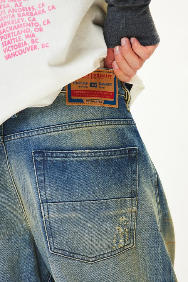 Diesel D-Macro Oversized Straight Leg Jean | Urban Outfitters