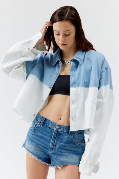 Urban Renewal Remade Bleach Dip Cropped Chambray Button-down Shirt In Vintage Denim Light, Women's At Urban Outfit In Blue