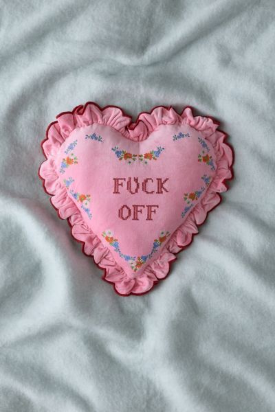Ruffle Heart Velvet Throw Pillow