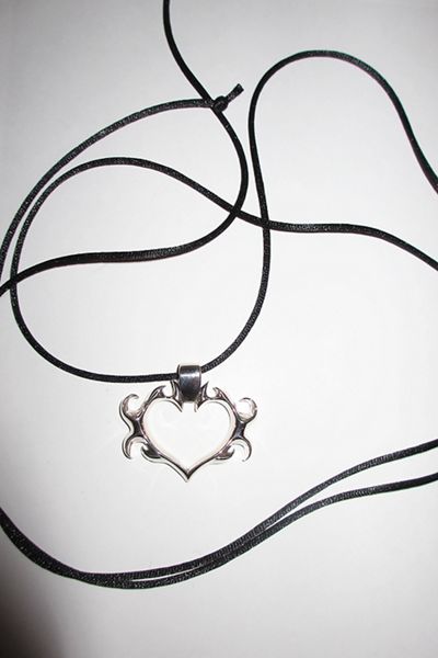 RIMOR The Selma Heart Wrap Necklace