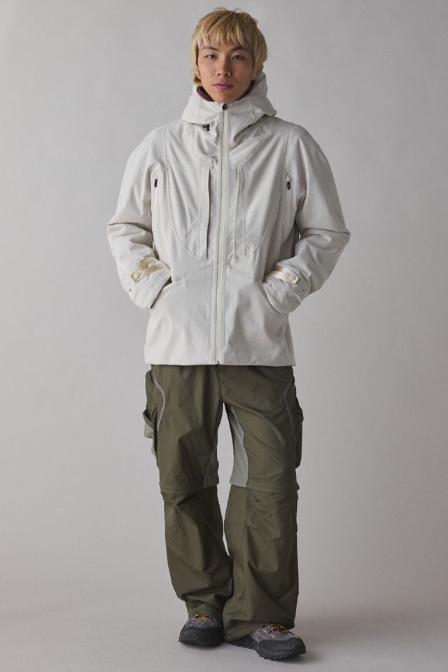 Oakley Latitude Flex Tech Hooded Jacket | Urban Outfitters