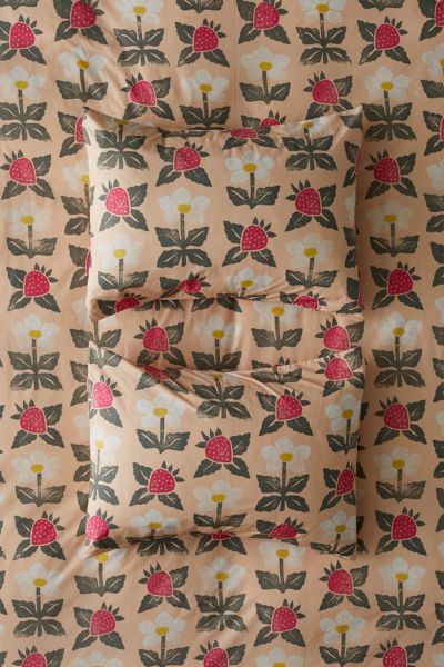 Strawberry Stamp Breezy Cotton Percale Sham Set