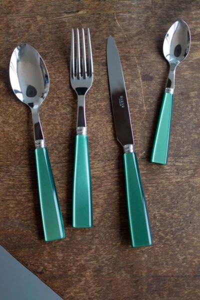 Sabre 4 Piece Icône Flatware Set In Garden Green At Urban Outfitters
