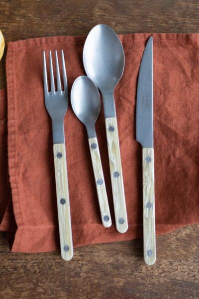 Sabre 4 Piece Matte Bistro Flatware Set In Faux Horn At Urban Outfitters In White