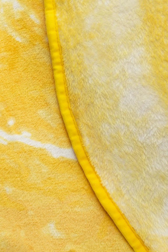 Lemon Slice Round Fleece Throw Blanket in Yellow and White