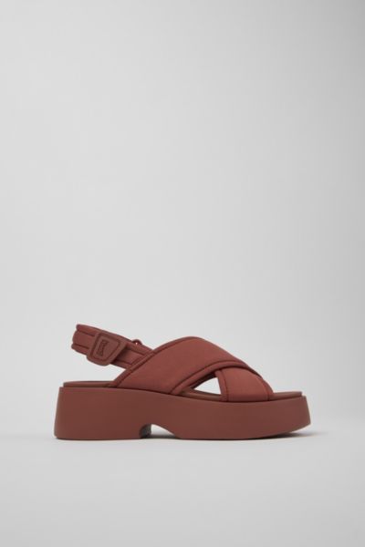 CAMPER TASHA CROSSOVER STRAP SANDALS IN RED, WOMEN'S AT URBAN OUTFITTERS