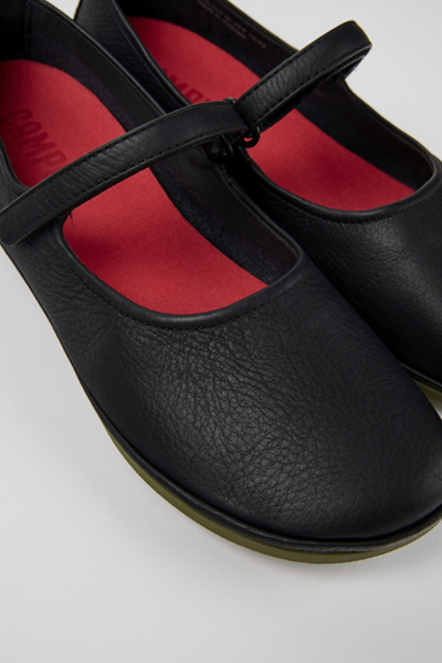 Camper Right In Black/white