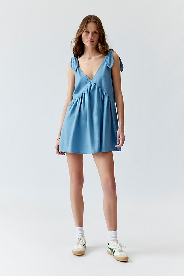 Urban Renewal Made In La Ecovero️ Linen Tie Shoulder Tunic Mini Dress In Light Blue At Urban Outfitters