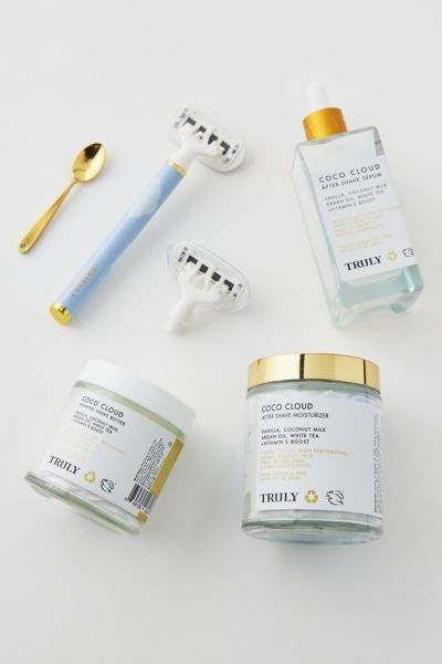 Truly Coco Cloud Shave Set