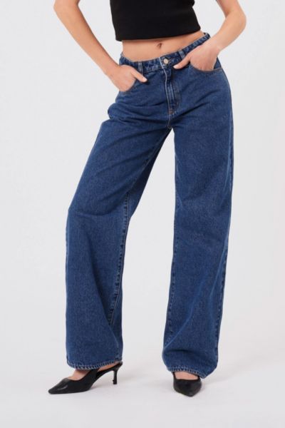 Shop Abrand Jeans 95 Baggy Jean In Bella At Urban Outfitters