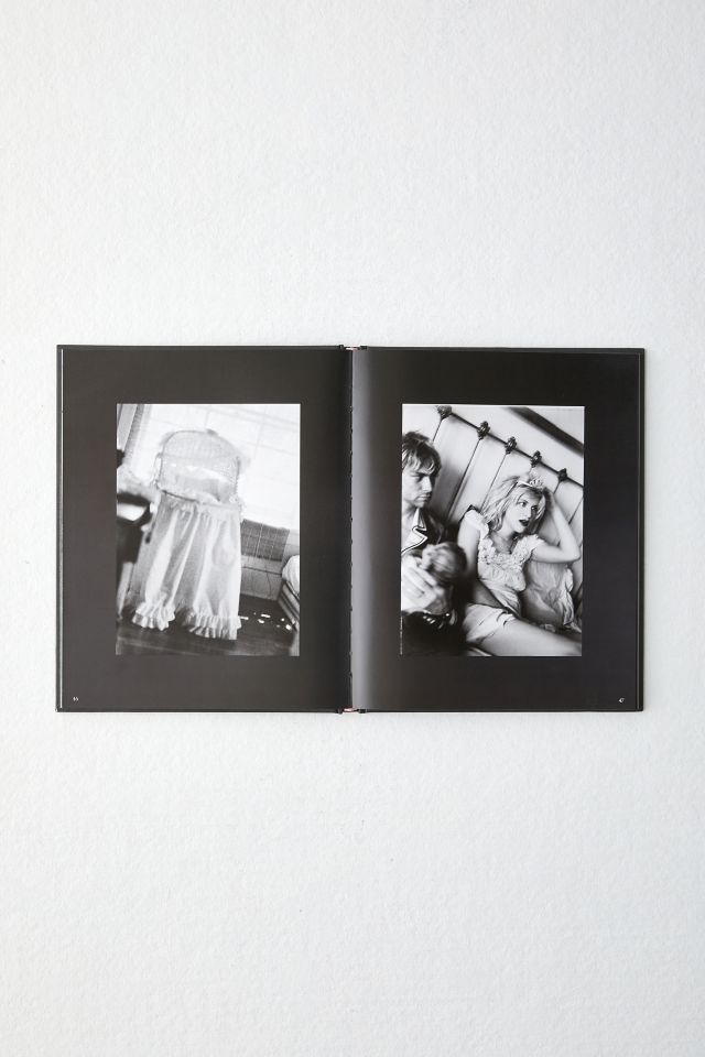 Family Values: Kurt, Courtney & Frances Bean By Guzman & Michael Azerrad #1
