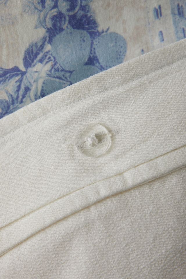 tuscan-toile-duvet-cover-urban-outfitters