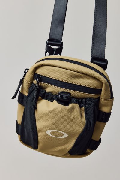 Oakley Rover Crossbody Bag