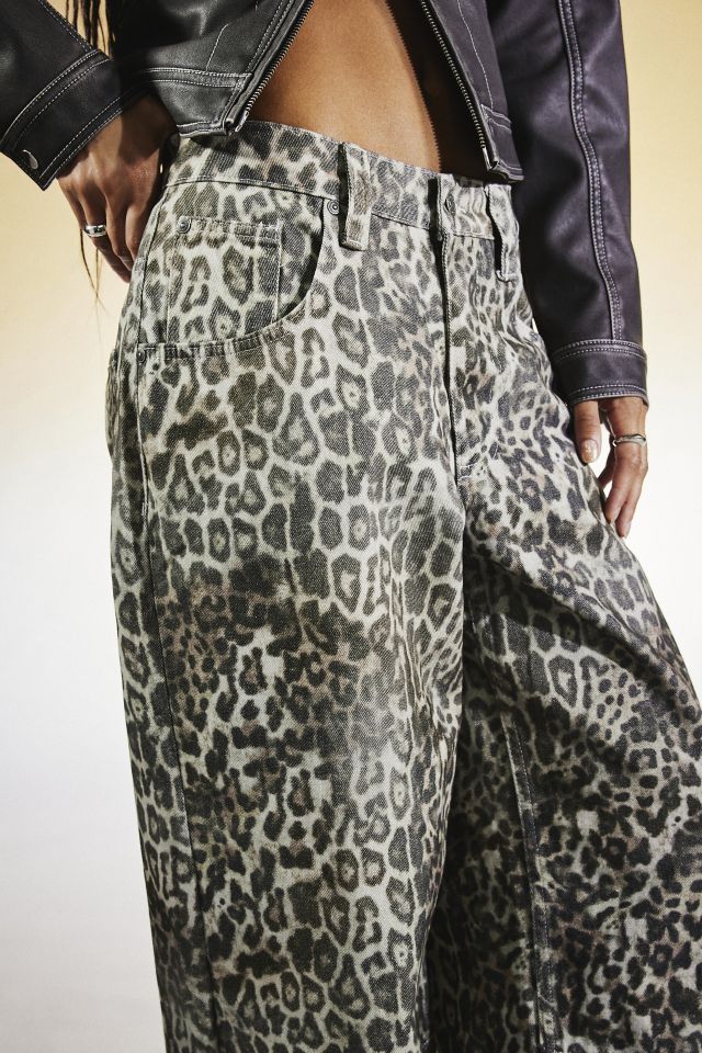 【JADED LONDON】ユニセックス LEOPARD FADE COLOSSUS JEANS Shop Leopard Fade Colossus Jeans | Jaded London | Clothing