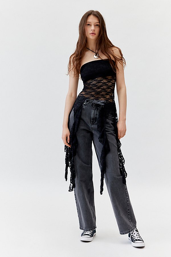 Urban Renewal Remnants Lace Flyaway Tube Top In Black, Women's At Urban Outfitters