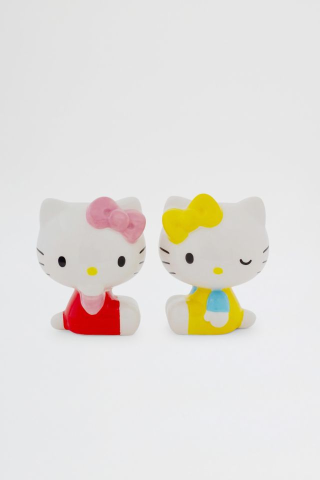 Sanrio Hello Kitty & Mimmy Salt & Pepper Shaker Set #3