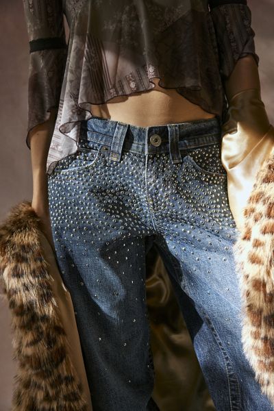 BDG KAYLA STUDDED LOW-RISE JEAN IN VINTAGE DENIM MEDIUM, WOMEN'S AT URBAN OUTFITTERS 