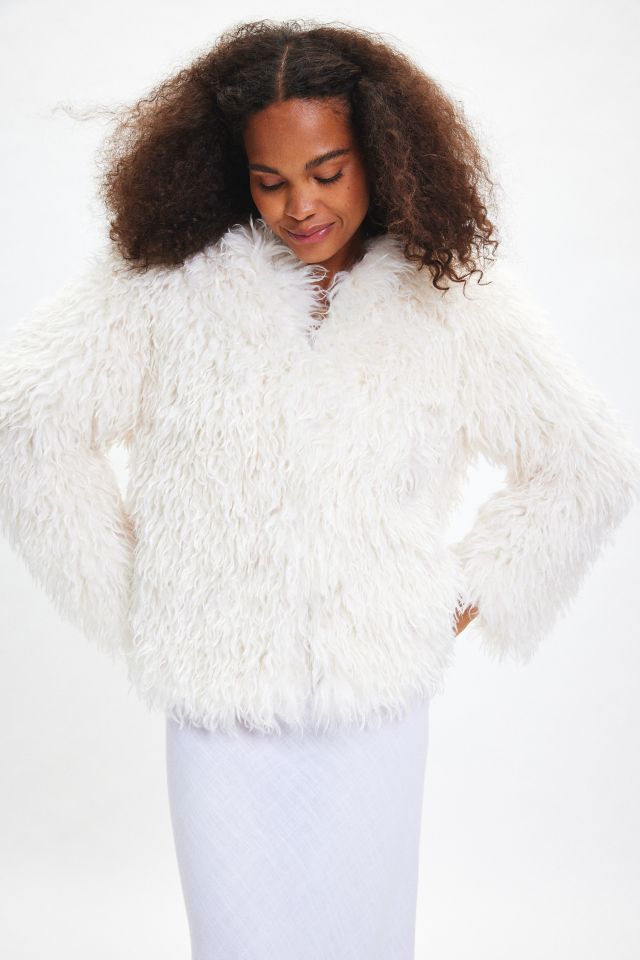 Fuzzy jacket urban outfitters hotsell