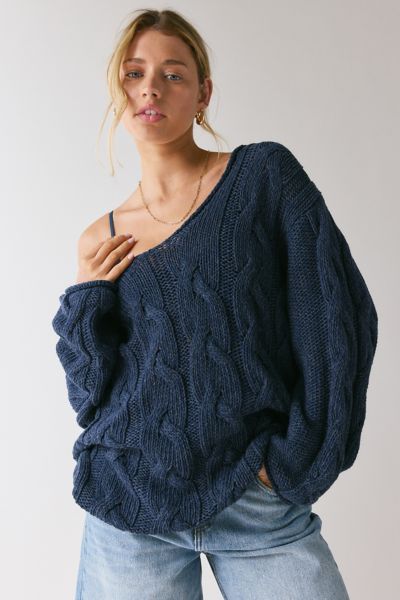 BDG SKYLAR OVERSIZED CABLE KNIT SWEATER IN NAVY BLUE, WOMEN'S AT URBAN OUTFITTERS 
