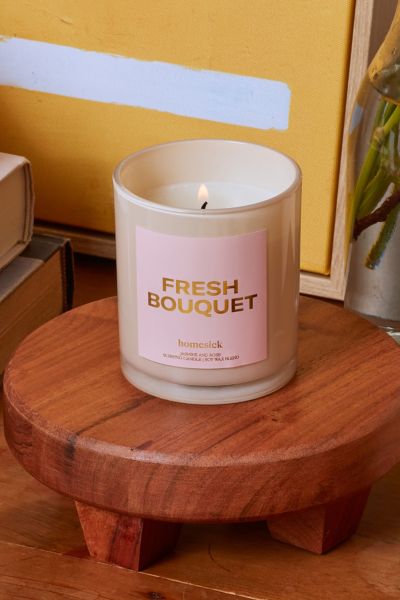 Homesick Moods 7 oz Candle In Fresh Bouquet At Urban Outfitters